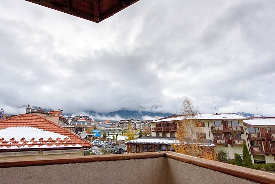 Kap House Family Hotel