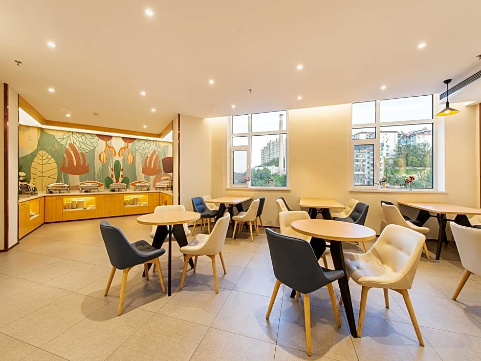 Hanting Hotel Dalian Nanshidao Street