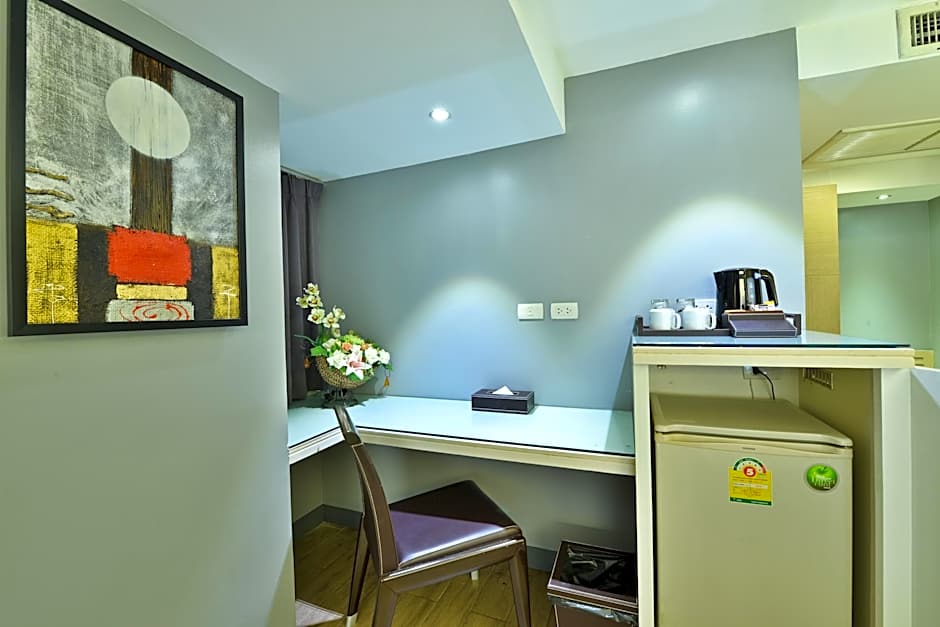 Prestige Suites Nana