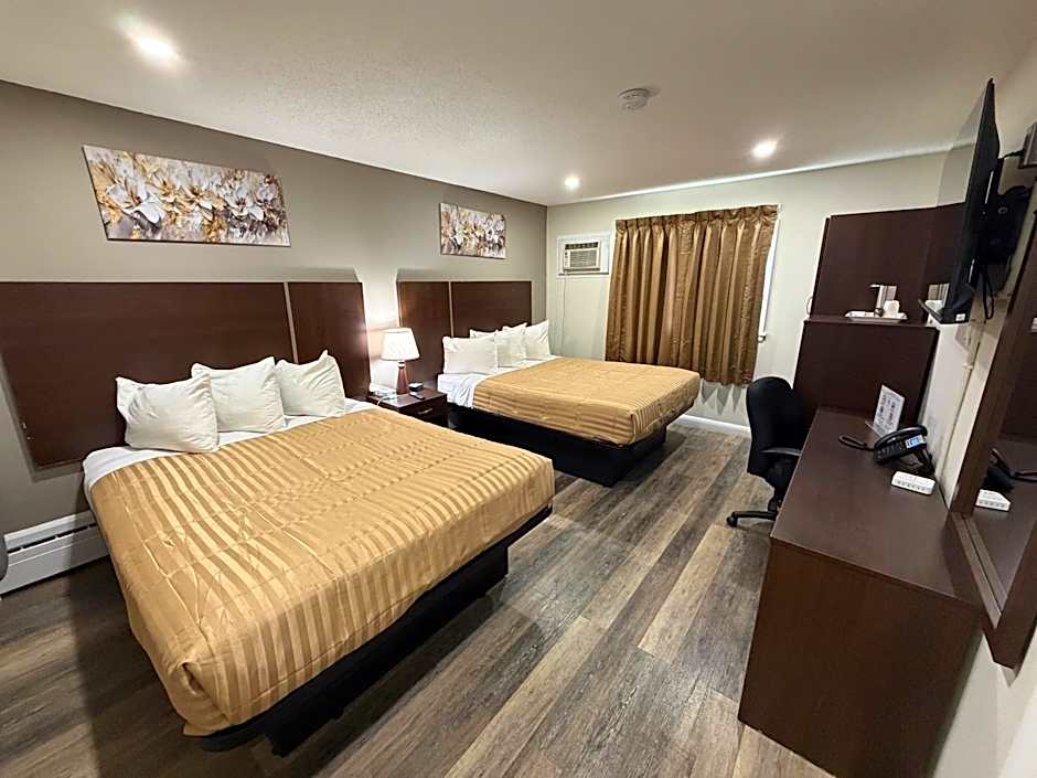 Perth Plaza Inn & Suites