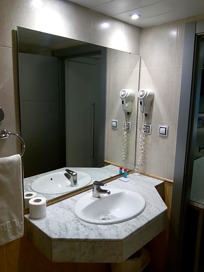Moderno Hotel