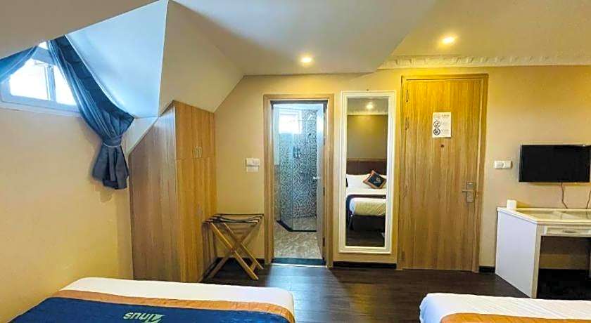 Pinus Hotel