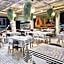 Chilli Hotel & Restaurant