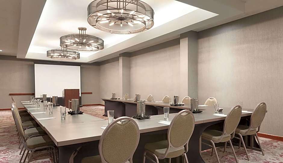 Embassy Suites by Hilton Irvine Orange County Airport