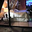 Chalét com jacuzzi sauna lareira e telao cinema