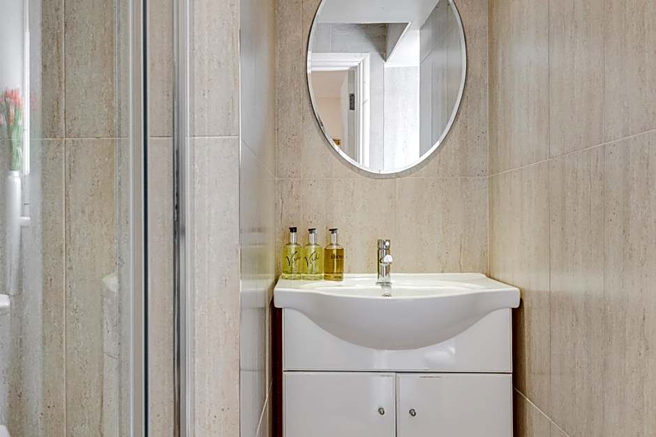 1 Lexham Gardens Hotel