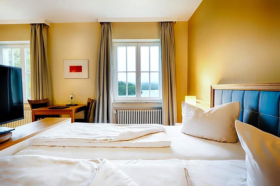 Welcome Hotel Meschede Hennesee