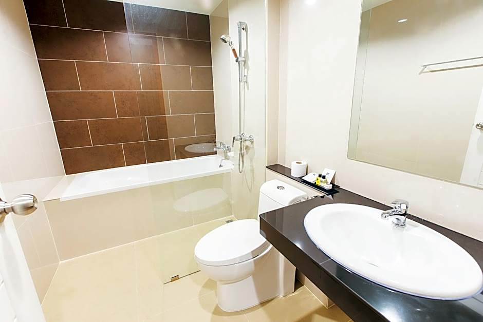 B2 Sriracha Premier Hotel