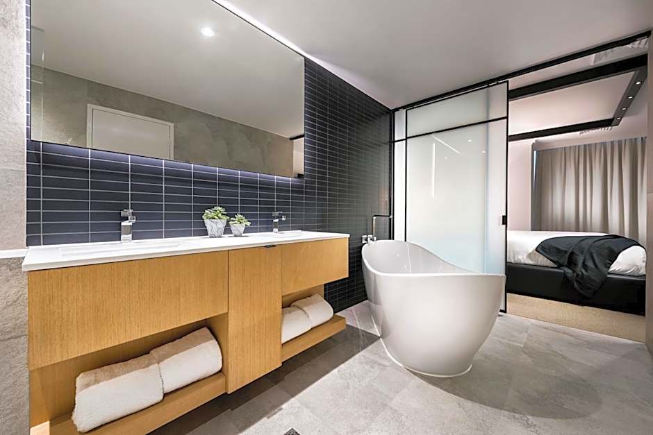 Tradewinds Hotel and Suites Fremantle