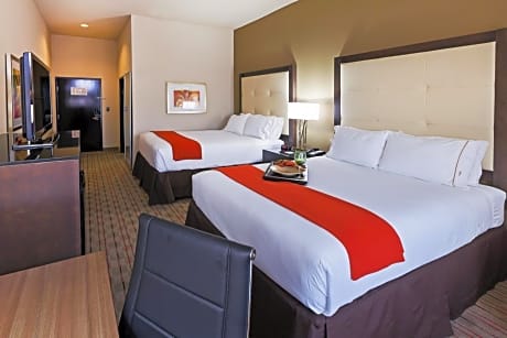 Room with Two Beds - Hearing Accessible - Non-Smoking