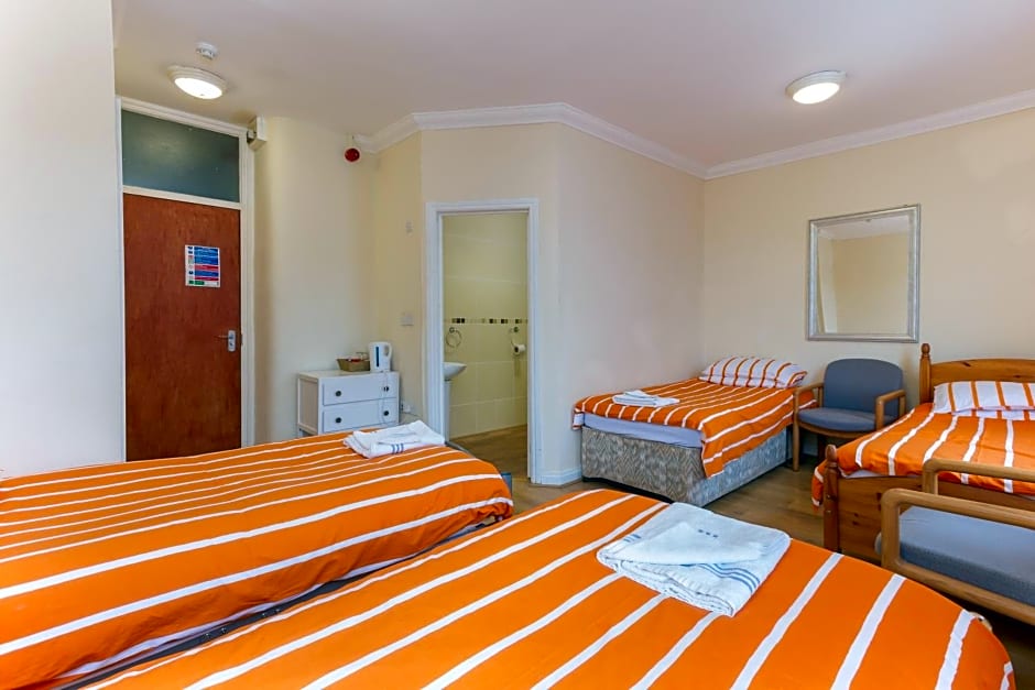Brecks Hotel – Blackpool