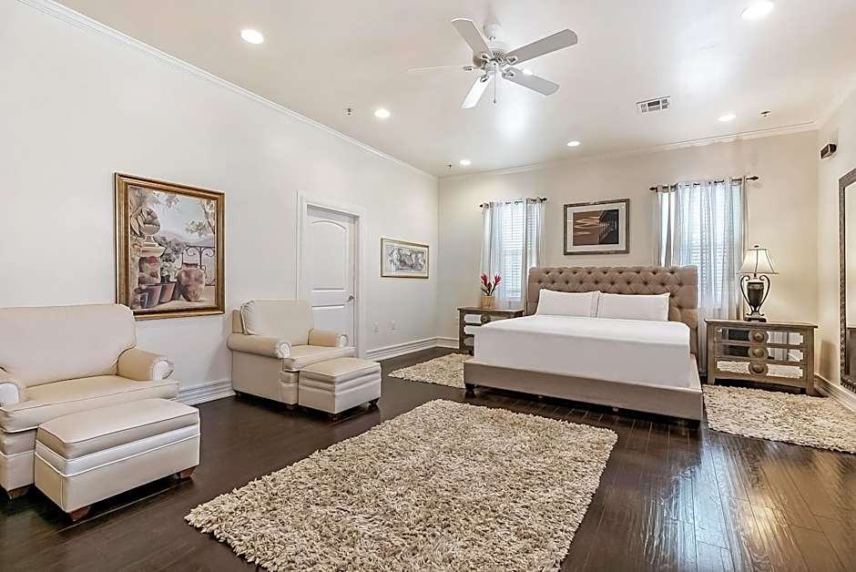 Modern, Spacious Condos with Luxury Amenities