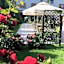 Art & Garden Residence