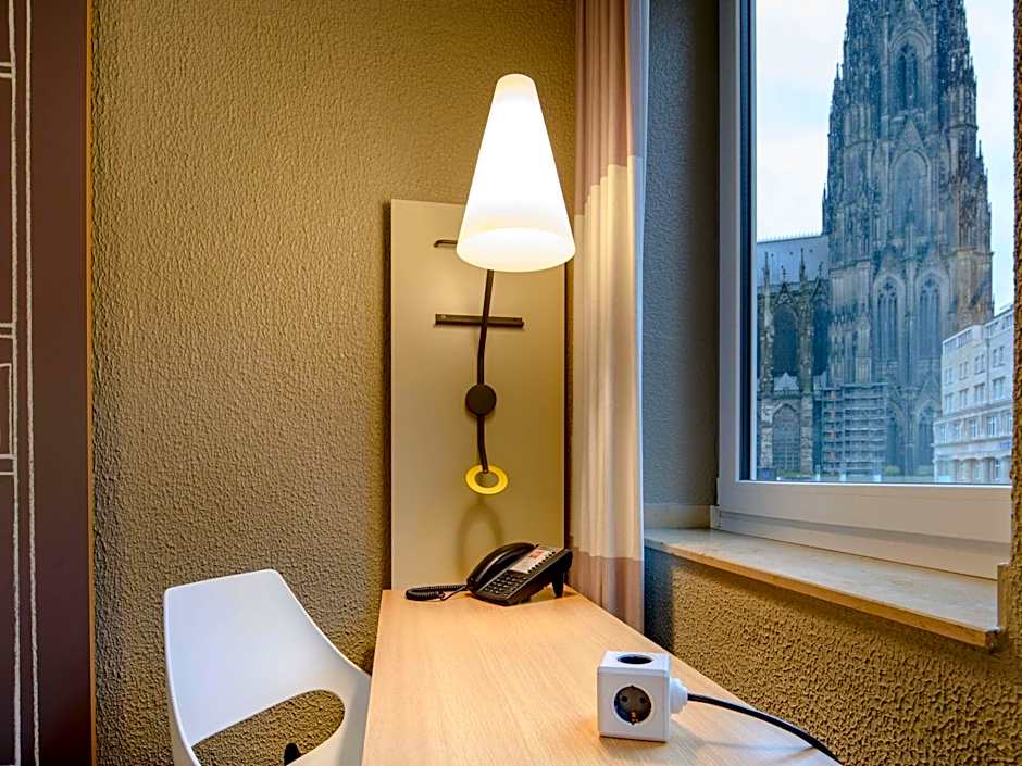 Ibis Koeln Am Dom