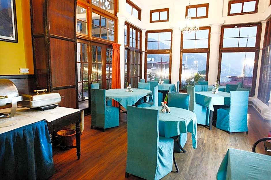 The Palace Belvedere Hotel