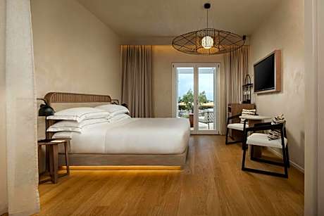 Garden King Room with Garden View and Patio