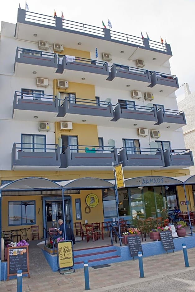 Danaos Hotel