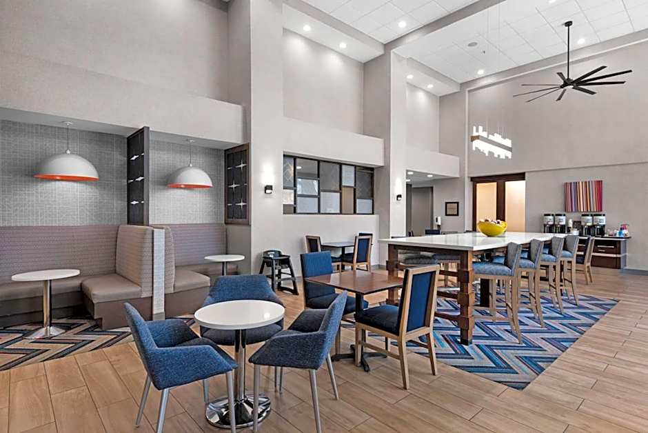 Hampton Inn By Hilton & Suites Pensacola I-10 N At University Town Plaza