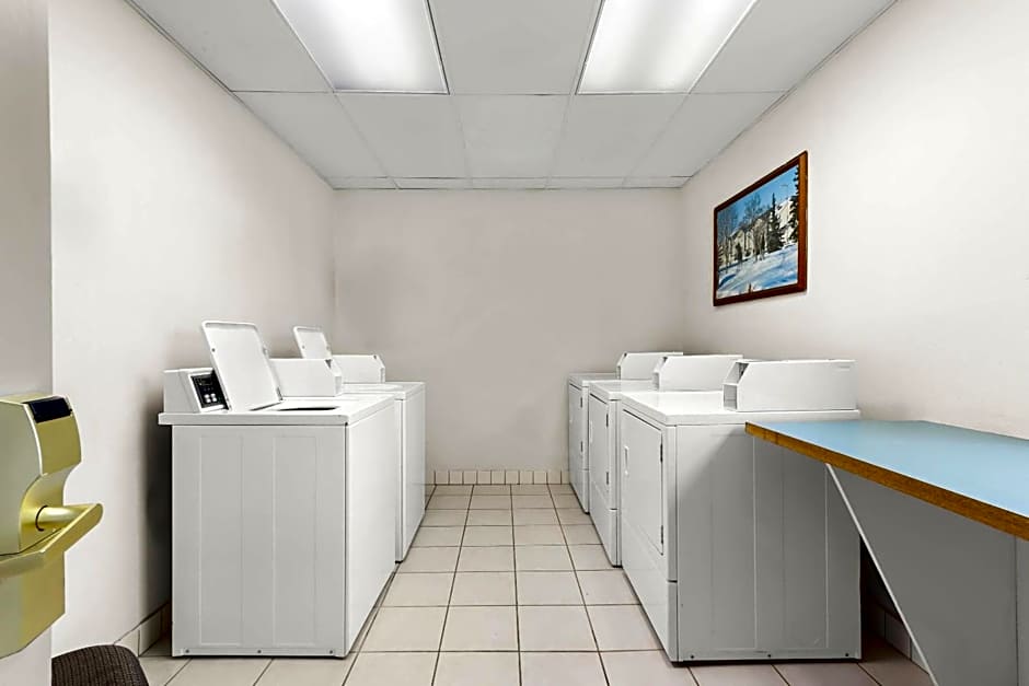 Clarion Suites Anchorage Downtown