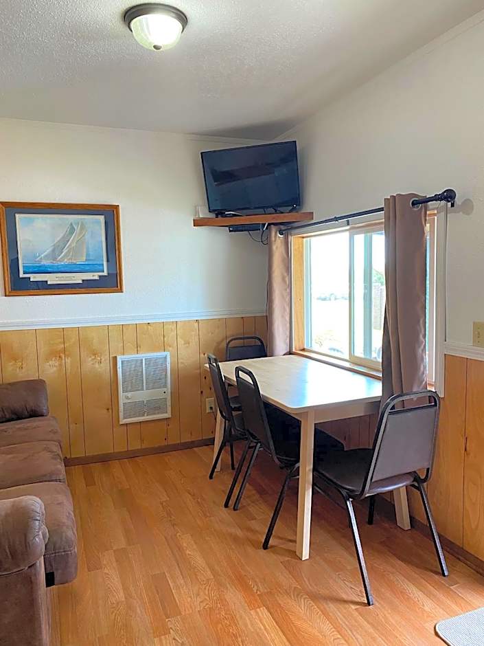 Oceanside Ocean Front Cabins