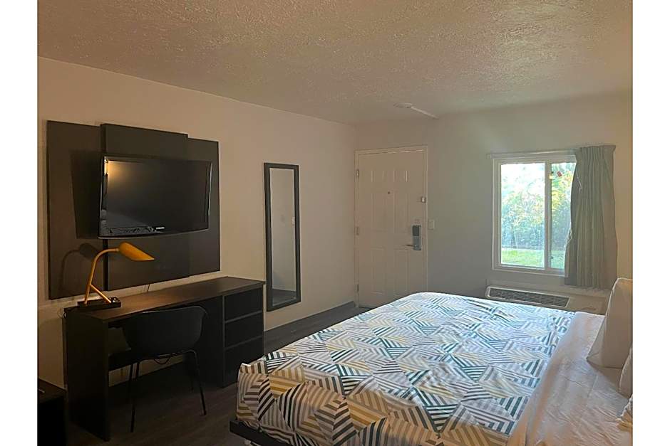 Studio 6 Lake Jackson, TX