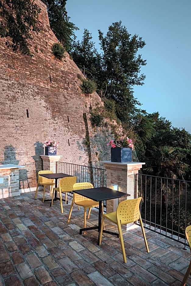 OGNISSANTI GuestHouse & Suites