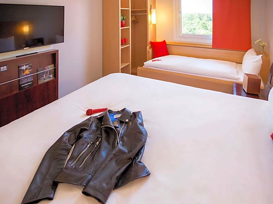 Ibis Plzen