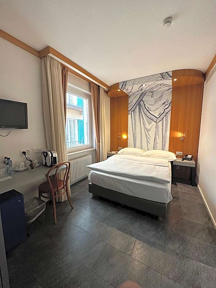 Albergo Carcani by Ketty & Tommy