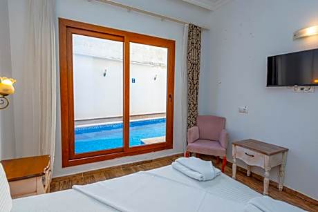 Double or Twin Room with Pool View