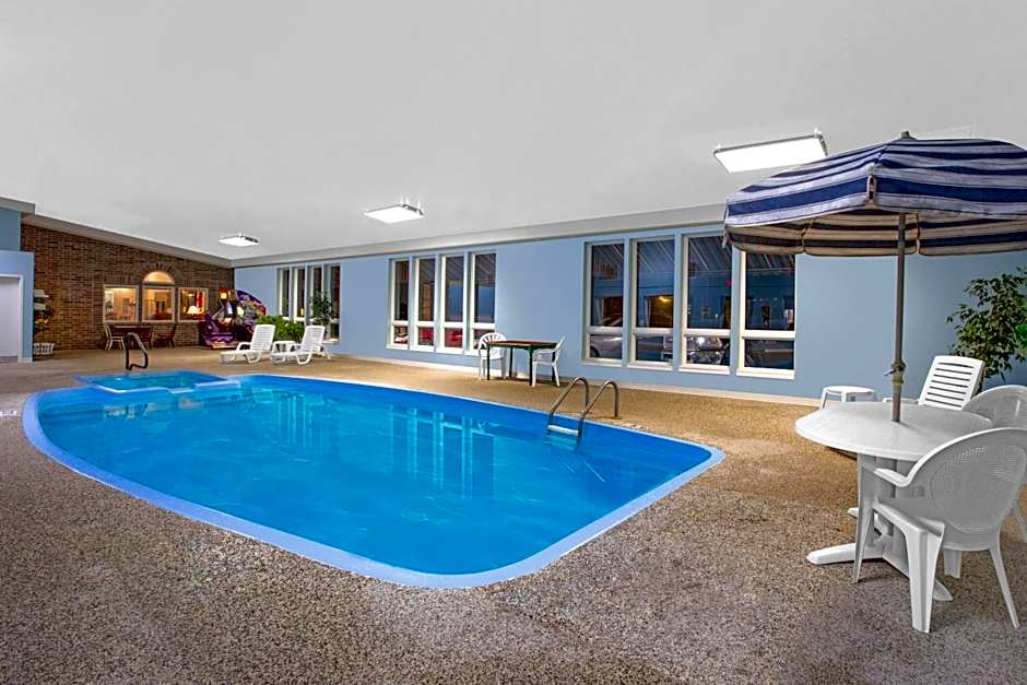 Super 8 by Wyndham Bethany MO