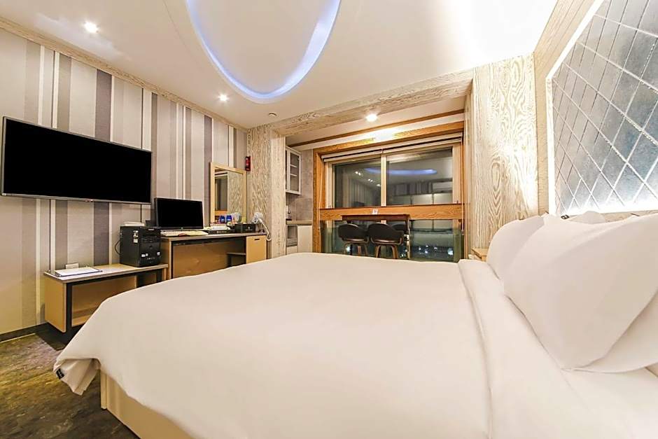 Hotel TopsVille