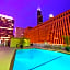 Holiday Inn Hotel & Suites Chicago - Downtown by IHG