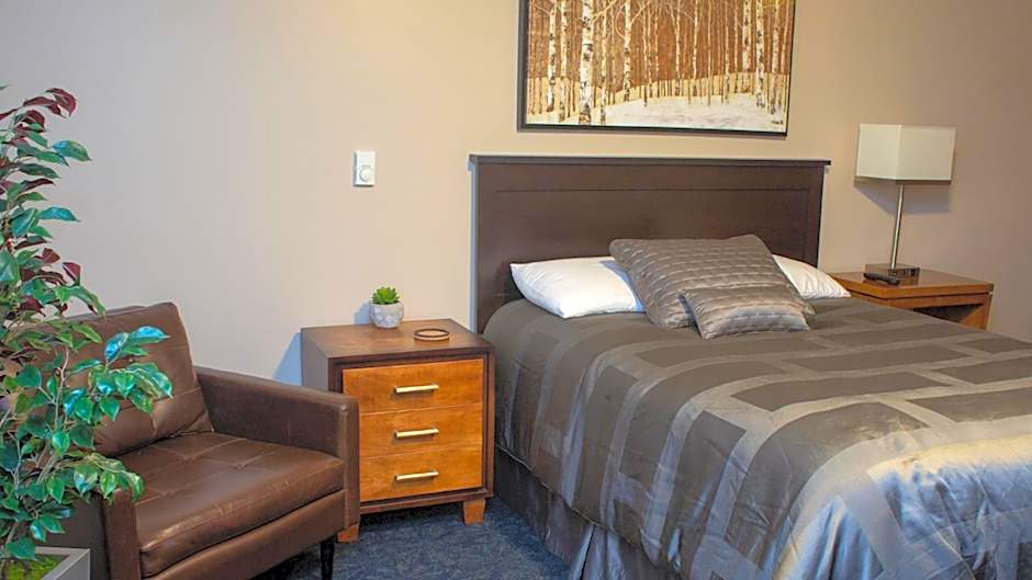 Mark III, INN & Suites