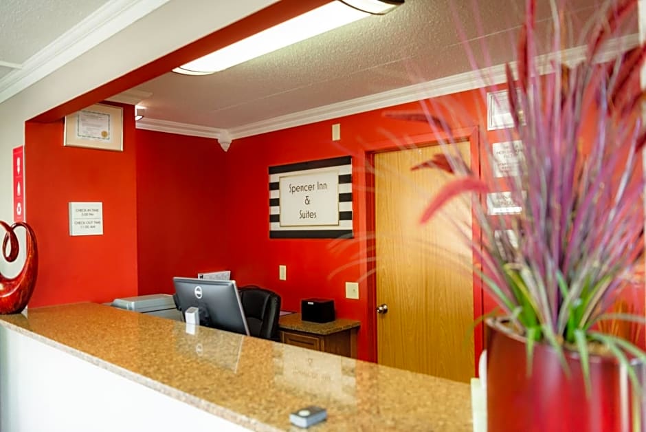 Spencer Inn & Suites