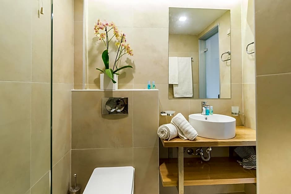 Ilios Hotel, Adults Only