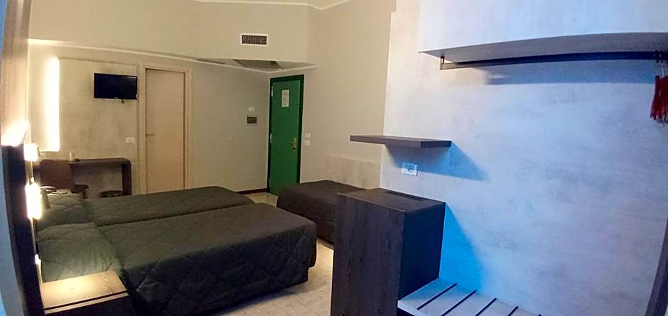 Hotel Mistral