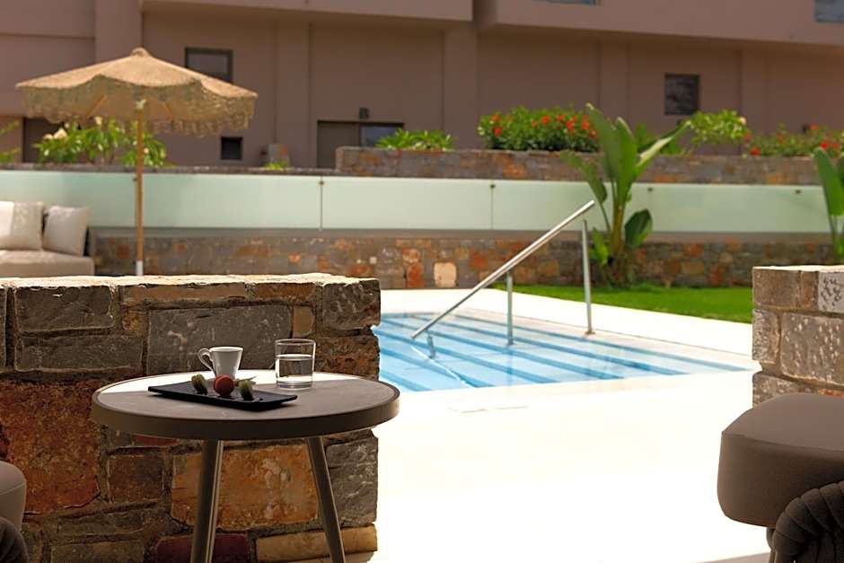 High Beach White - Adults Only