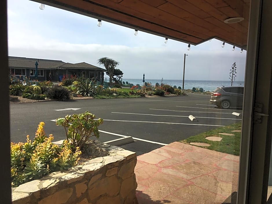 Cambria Shores Inn