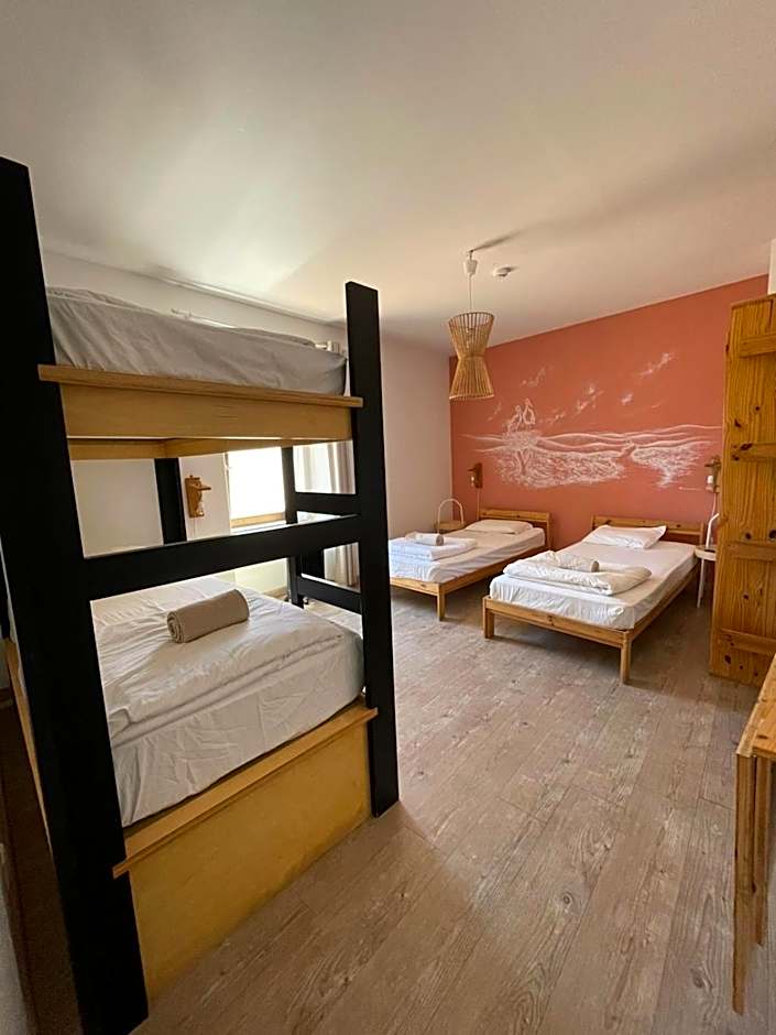 AMAZIGH HOSTEL ensuite Rooms & Dorms with self-catering Kitchen