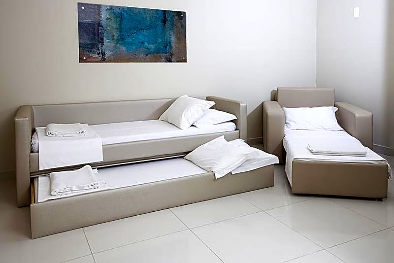 Slaviero Essential Ingleses Convention