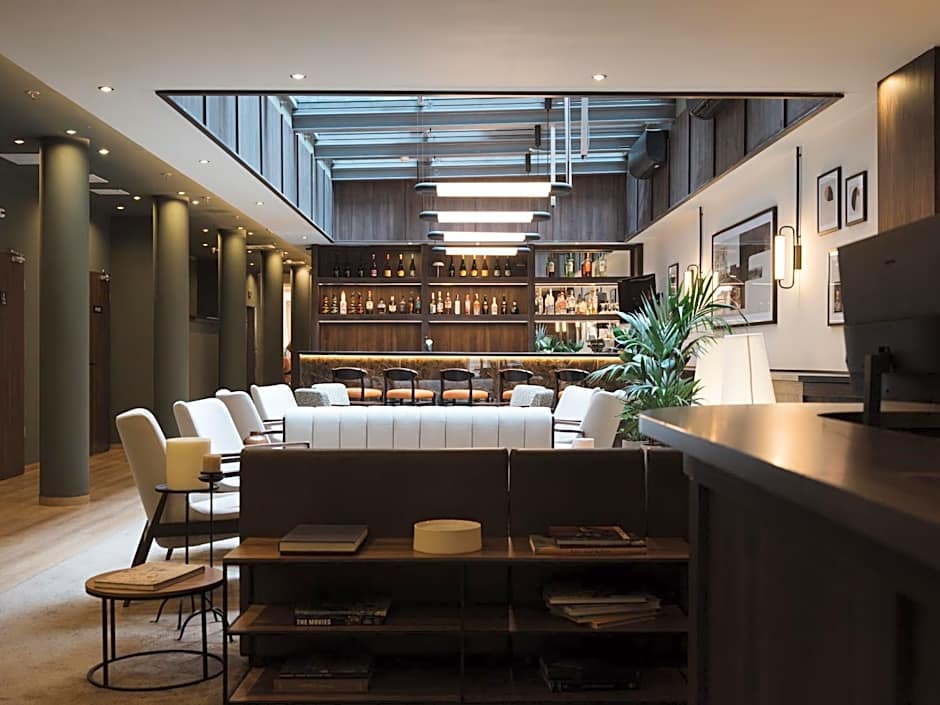 Honest Budapest by Chic & Basic