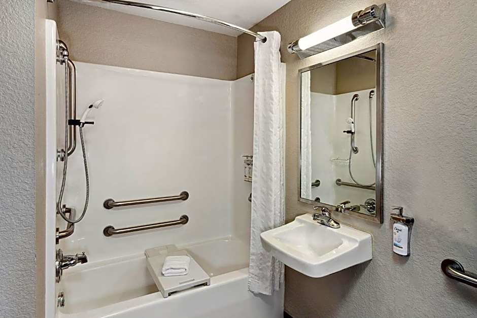 Candlewood Suites Appleton By IHG