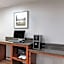 La Quinta Inn & Suites by Wyndham Decatur