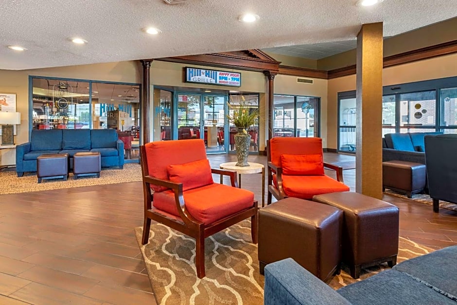 Comfort Suites Bethlehem Near Lehigh University and LVI Airport