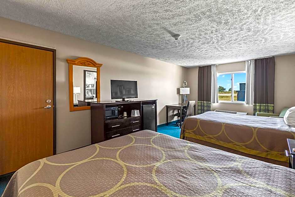 Burgundy Inn & Suites