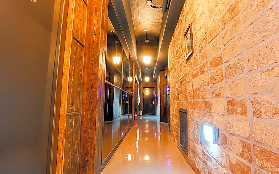 February Hotel SeongSeo