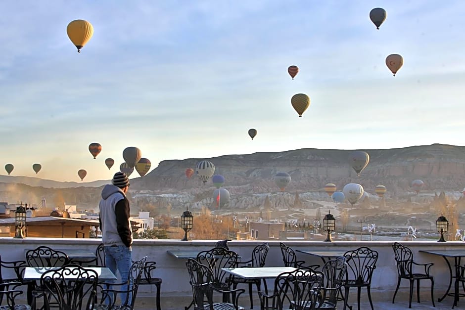 Caravanserai Inn Hotel