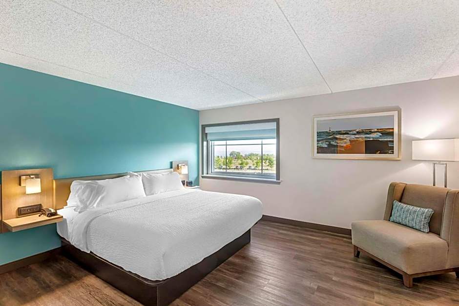 The Harborview, Ascend Hotel Collection