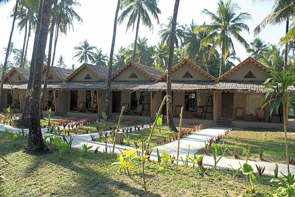 Diamond Ngapali Hotel