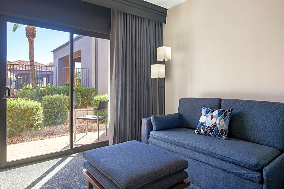 Courtyard by Marriott Phoenix Airport
